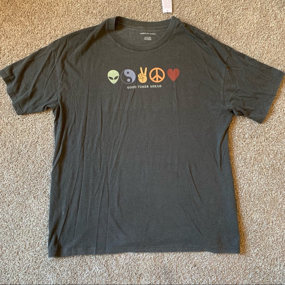 American Eagle Graphic Tee